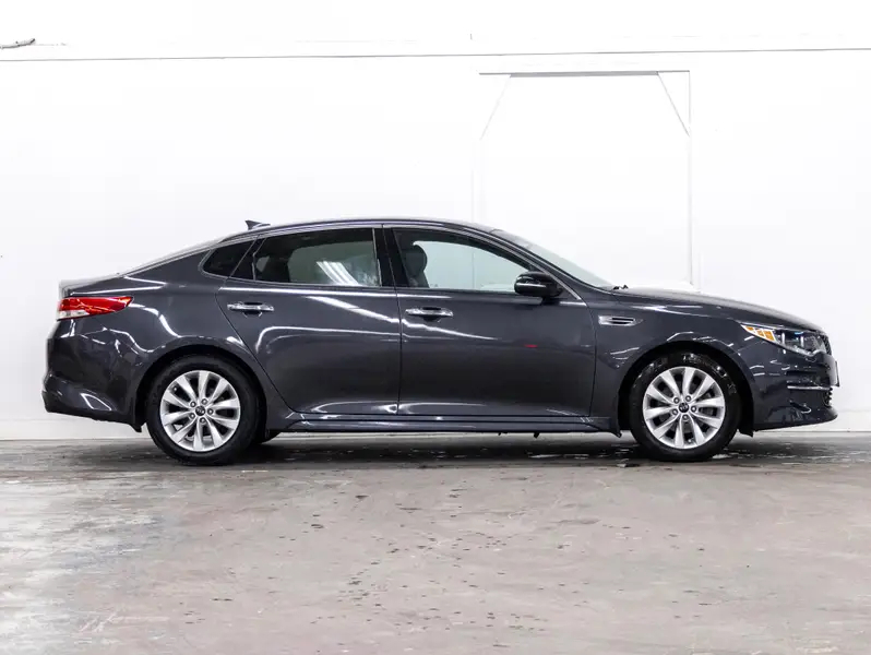 2018 Kia Optima64396965322882120