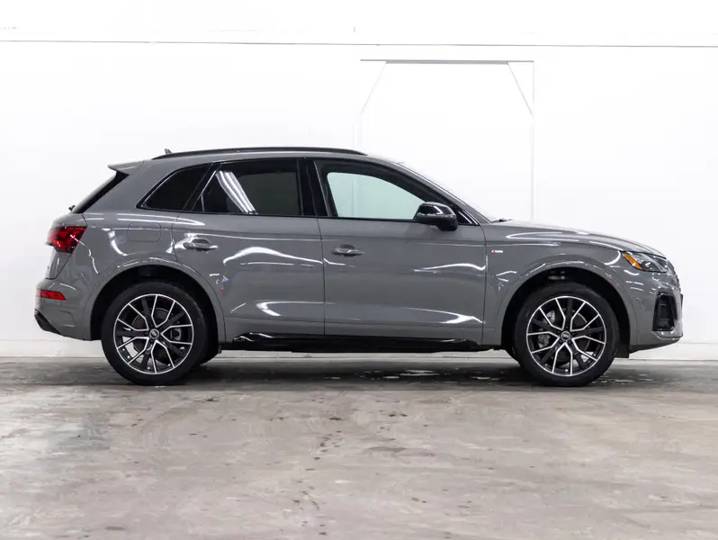 2022 Audi Q563513283777921122