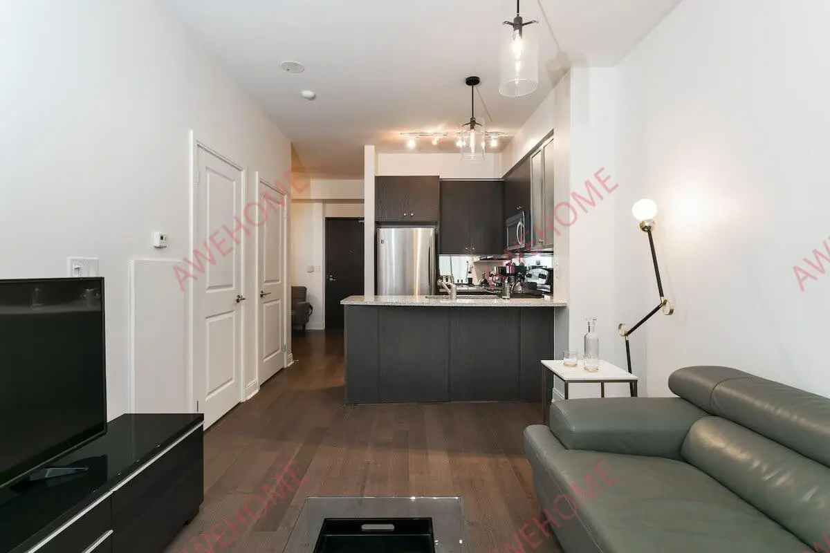 Yorkville Downtown Hotel Style Large Suite63746383313921122