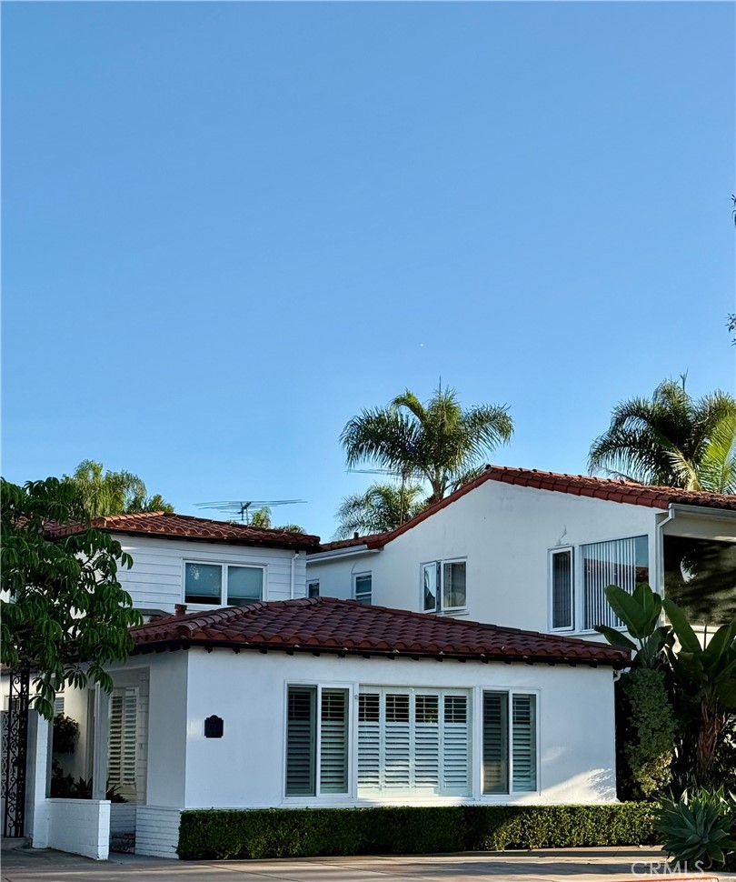 $5,700 per month 204 Via Antibes Newport Beach, CA 9266364035423592705122