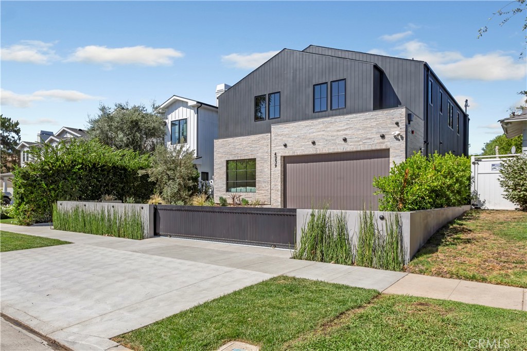 4239 Rhodes Avenue, Studio City CA, 9160463636653272065121