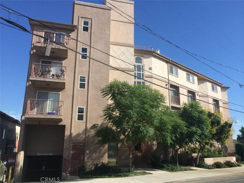 700 N Hill Place 207 Los Angeles CA, 9001264133751560577120
