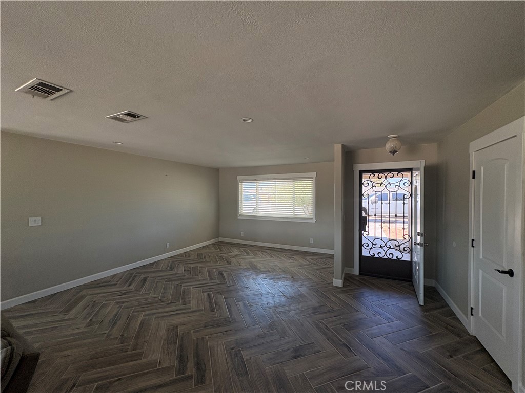 14529 La Habra Victorville CA, 9239263866212216963121