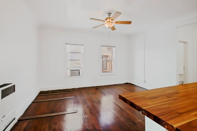 Hampshire Apartments63580773464963121