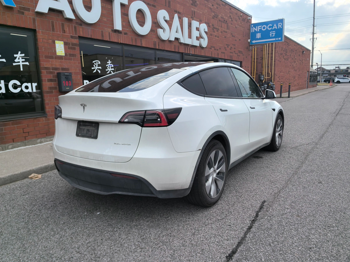 2021﻿ ﻿Tesla﻿ ﻿Model Y﻿ ﻿Long Range64147277166465121