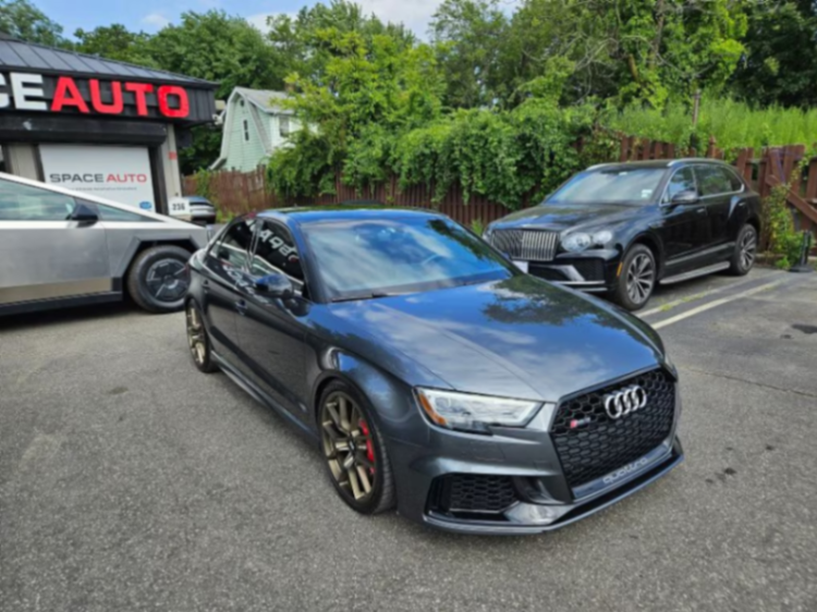Pre-Owned 2018 Audi RS 3 Sedan 4D63280542924035121