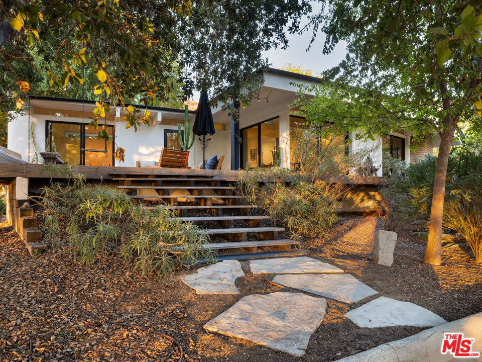 176 Jaxine Drive Altadena CA, 9100164134283581442122