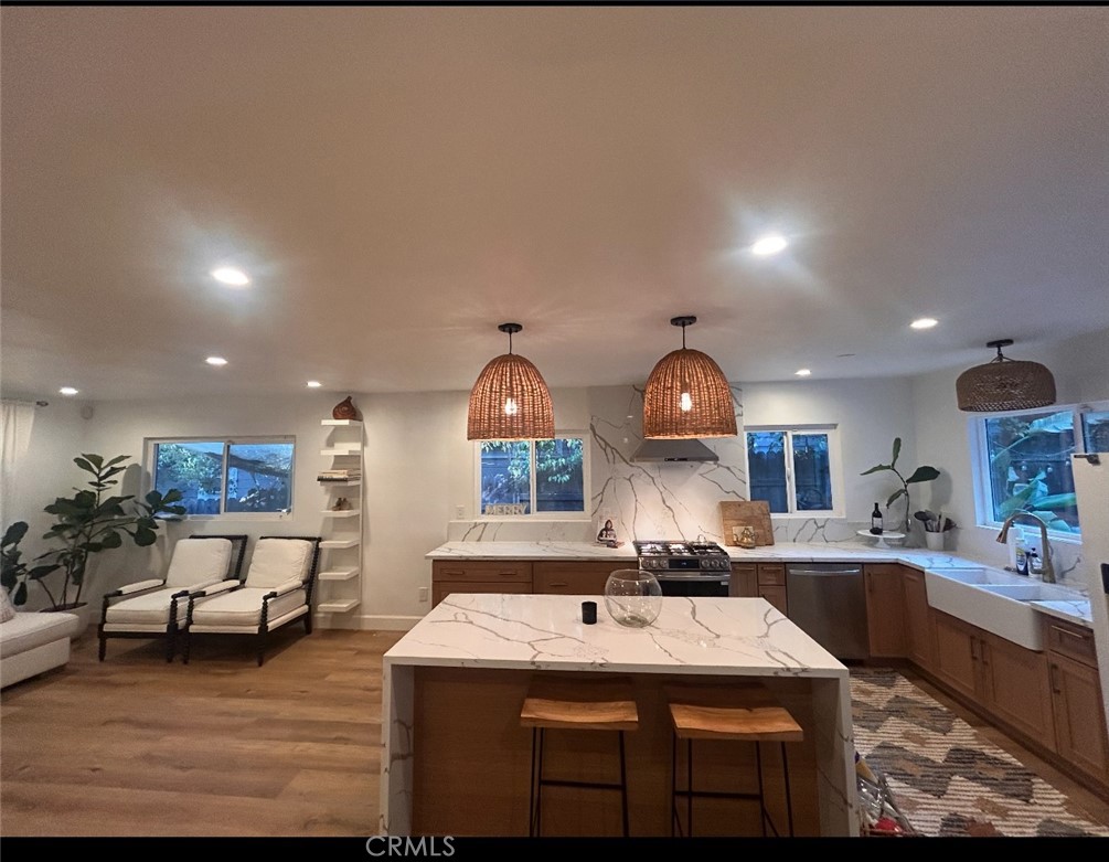 1218 Olancha Dr Los Angeles CA, 9006563866341053441120