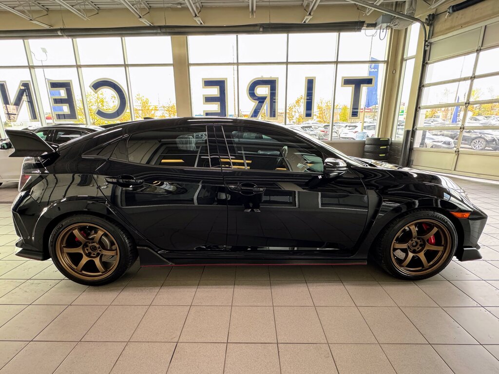 2017 Honda Civic Type R BASE64412010230402123
