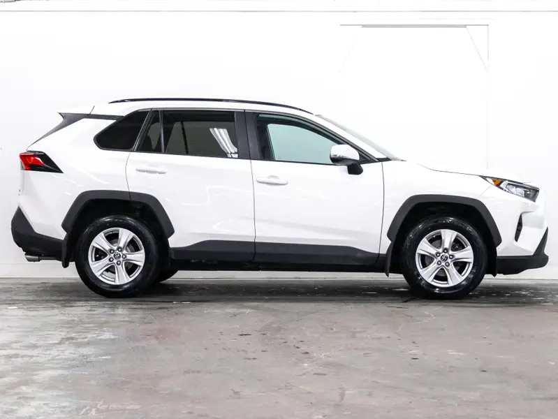2021 Toyota RAV464554934933250121