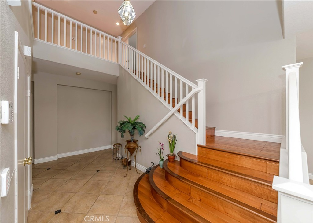 9220 Village Way, Riverside CA, 9250863588642189187122