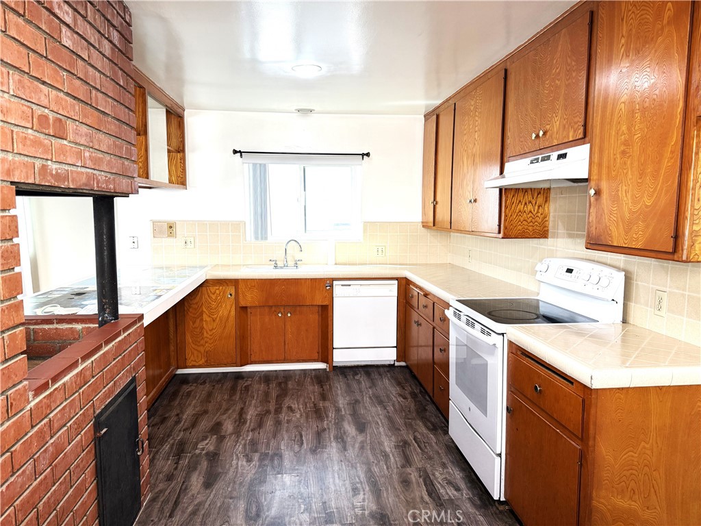$2,895/mes 125 6th Street Seal Beach CA, 9074064076117055362120