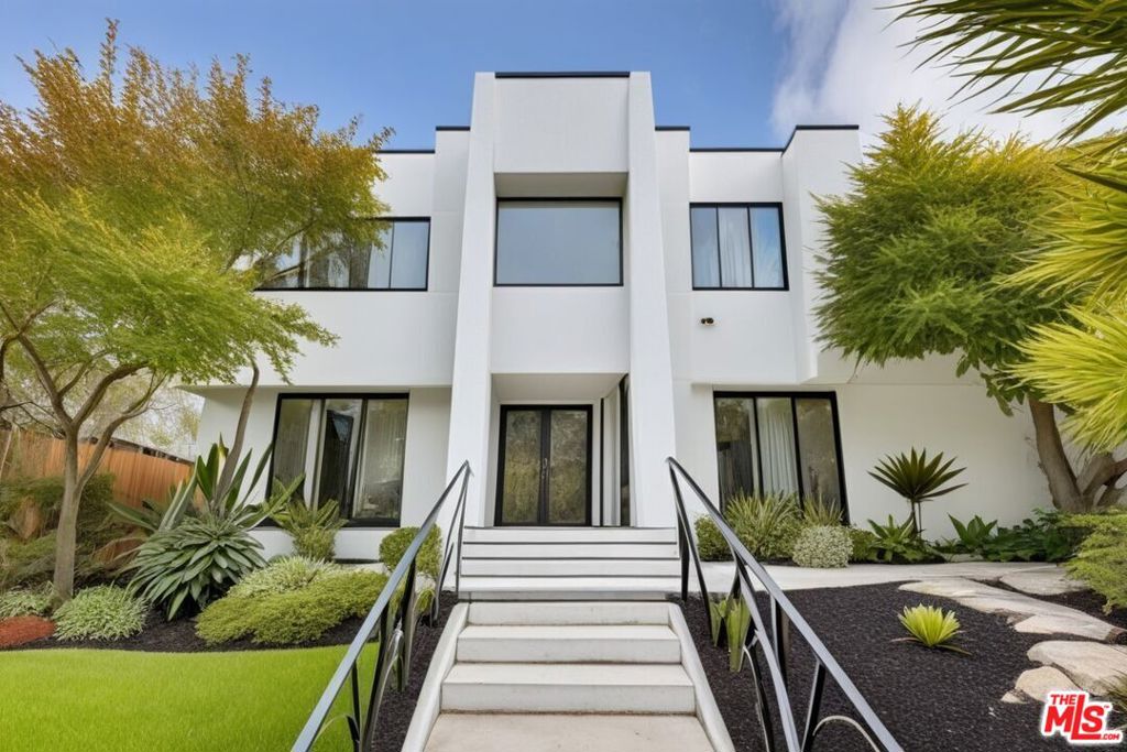 801 N Alexandria Avenue, Los Ángeles CA, 9002964130138253185120