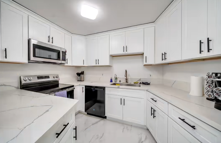 Ático amueblado de lujo en West Hollywood, Los Ángeles 2B2B63622741110145123