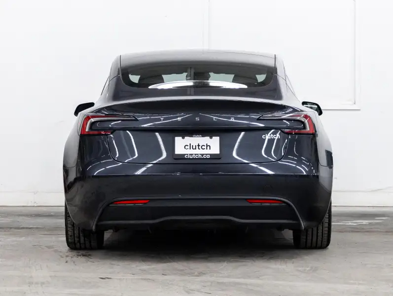 2024 Tesla Model 363637446827649121
