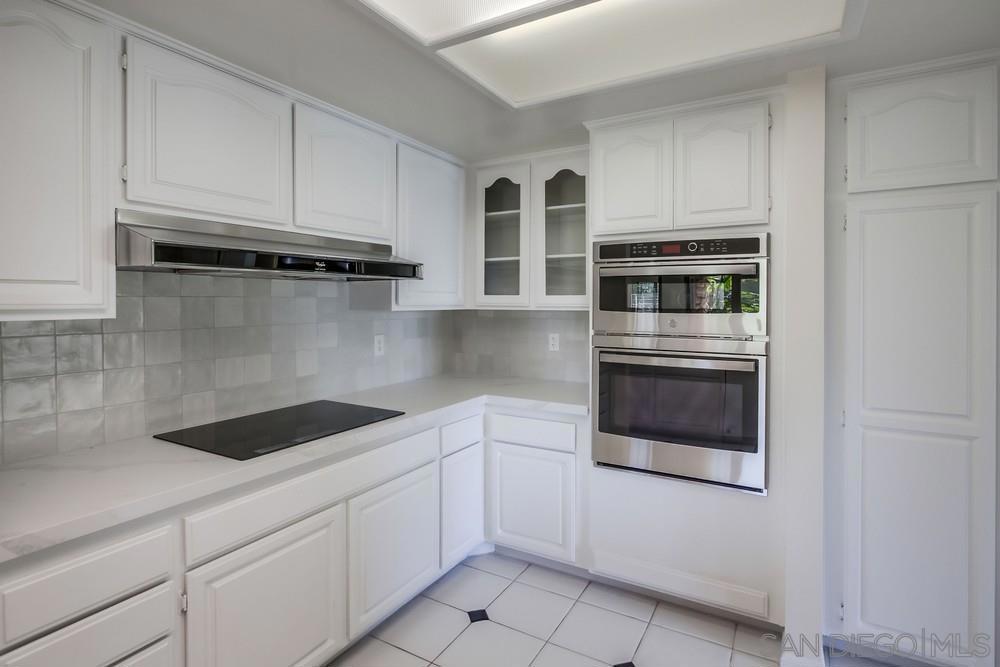 15235 Crestview Ct Poway CA, 9206463866536775427122
