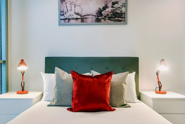 Heathrow Lodges64100633044483125
