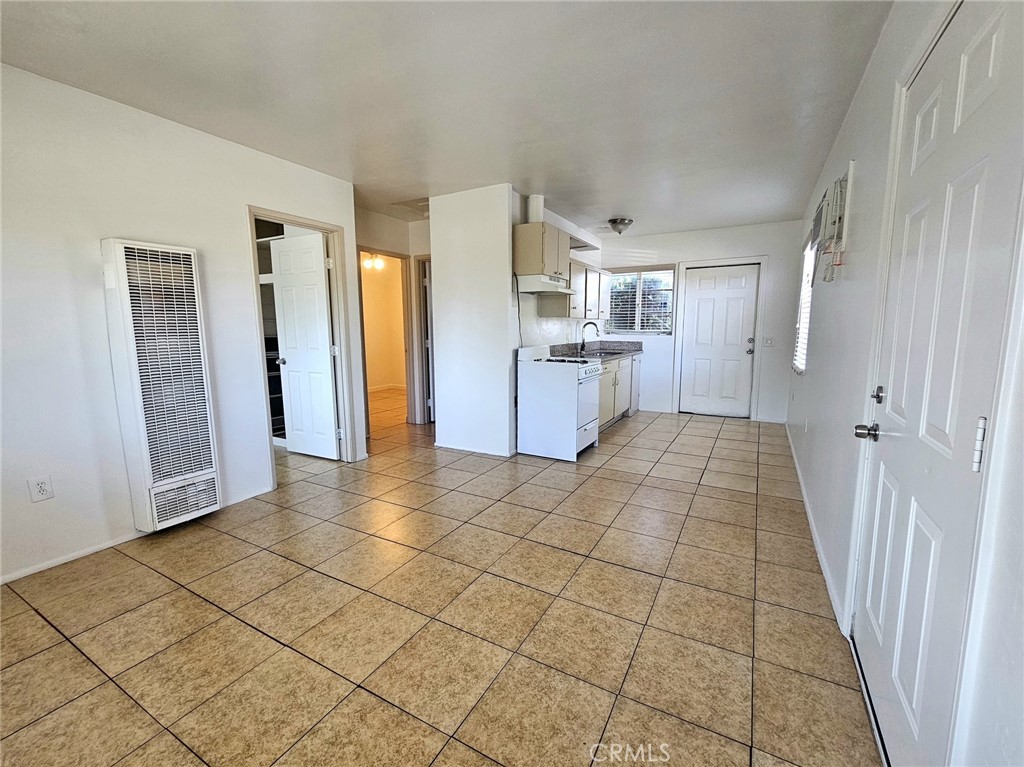$1,650/month 12372 1st Street Yucaipa CA, 9239964134541120770121