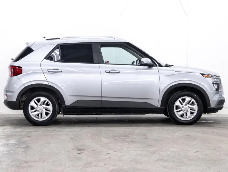 2022 Hyundai Venue64167634293121122