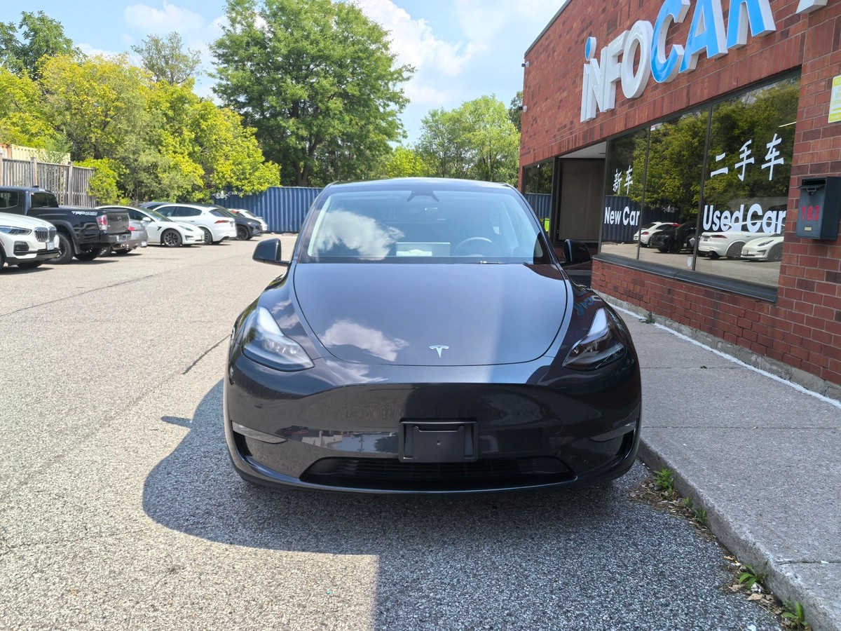 2024 Tesla Model Y Long Range64146736937219123