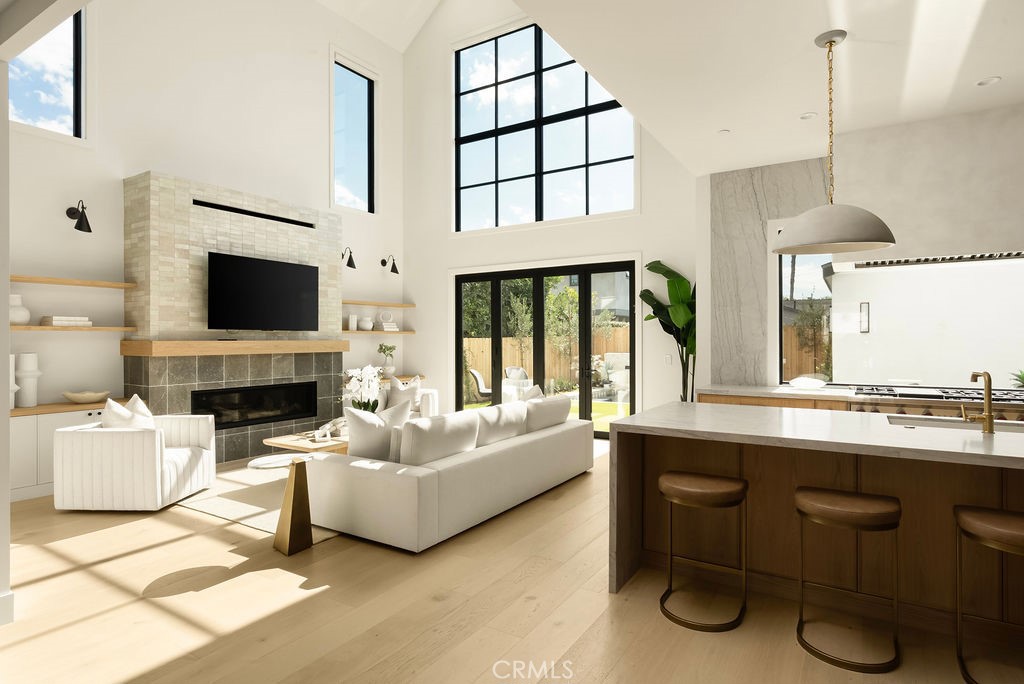 307 Emerald Bay Laguna Beach CA, 9265164130833851906120