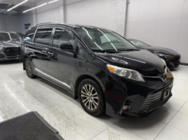 2019 Toyota Sienna XLE para 8 pasajeros, batalla de 119.3"63504028173827121