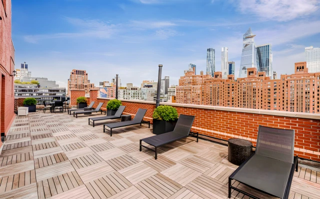 433 West 21st Street63659459807747122