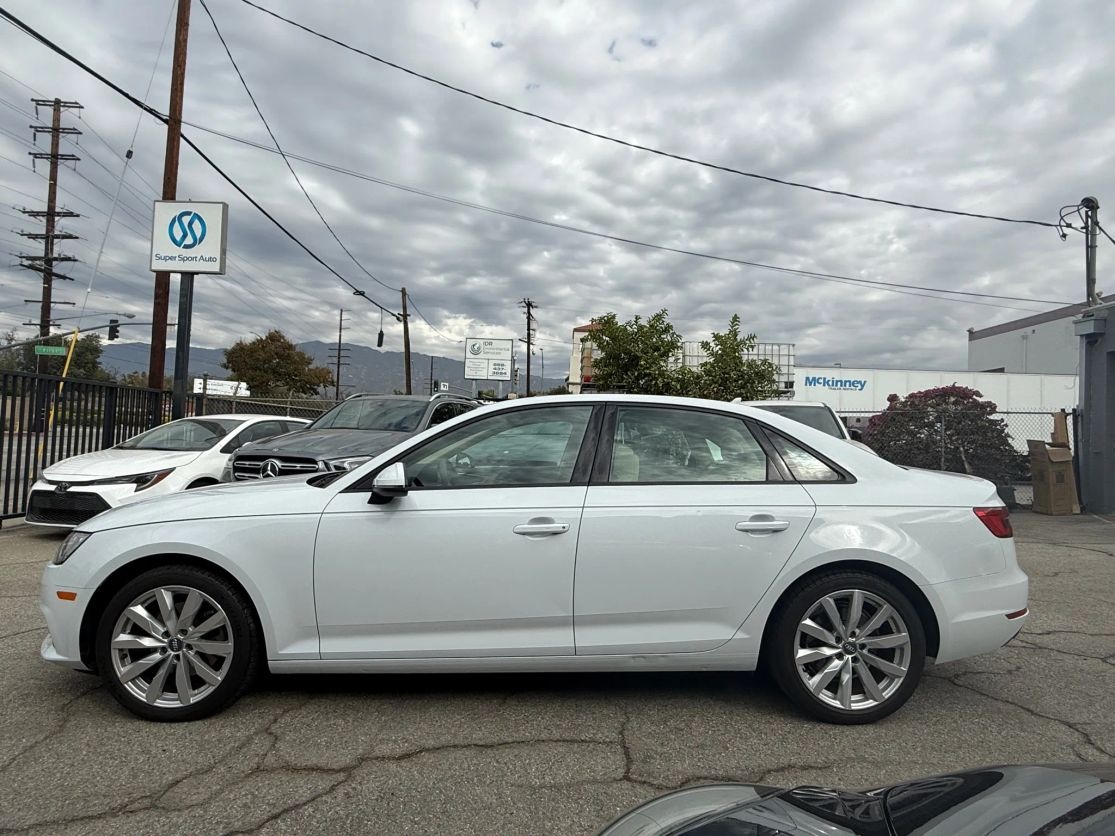 2017 AUDI A464035650545538125
