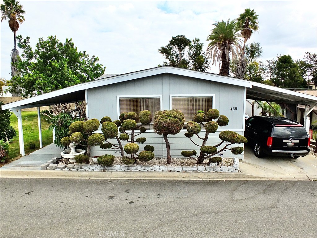 2601 E Victoria 211 Compton CA, 9022064102231012225120