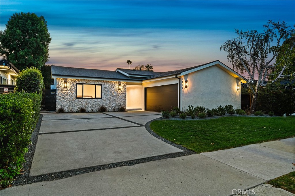 5157 Woodley Avenue, Encino CA, 9143664078059582338120