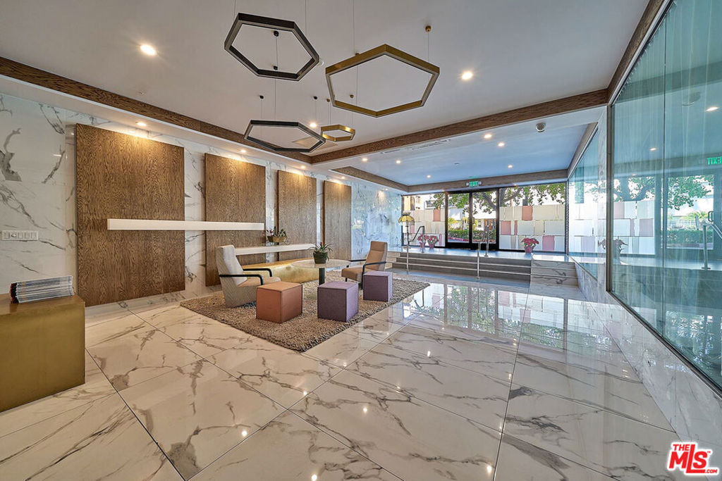 4460 Wilshire Boulevard 701 Los Angeles CA, 9001064111871161857122