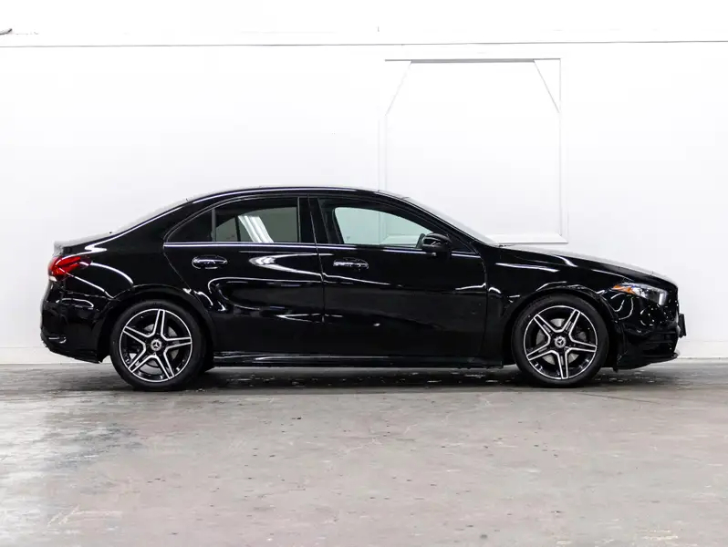2021 Mercedes-Benz A-Class64997284402563122