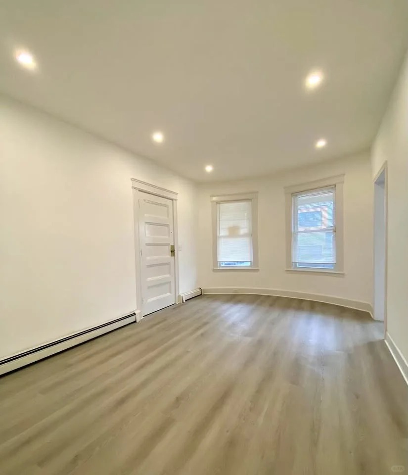 Habitación completamente nueva en Waltham, urgente traspaso63689340425475123