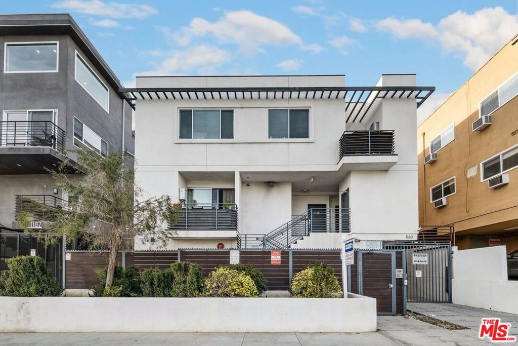 1183 CRENSHAW Boulevard 201 Los Angeles CA, 9001964134301878915121
