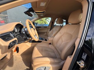2016 PORSCHE MACAN63765759671681121