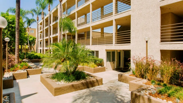 Hampshire Place Apartments63449291287681121