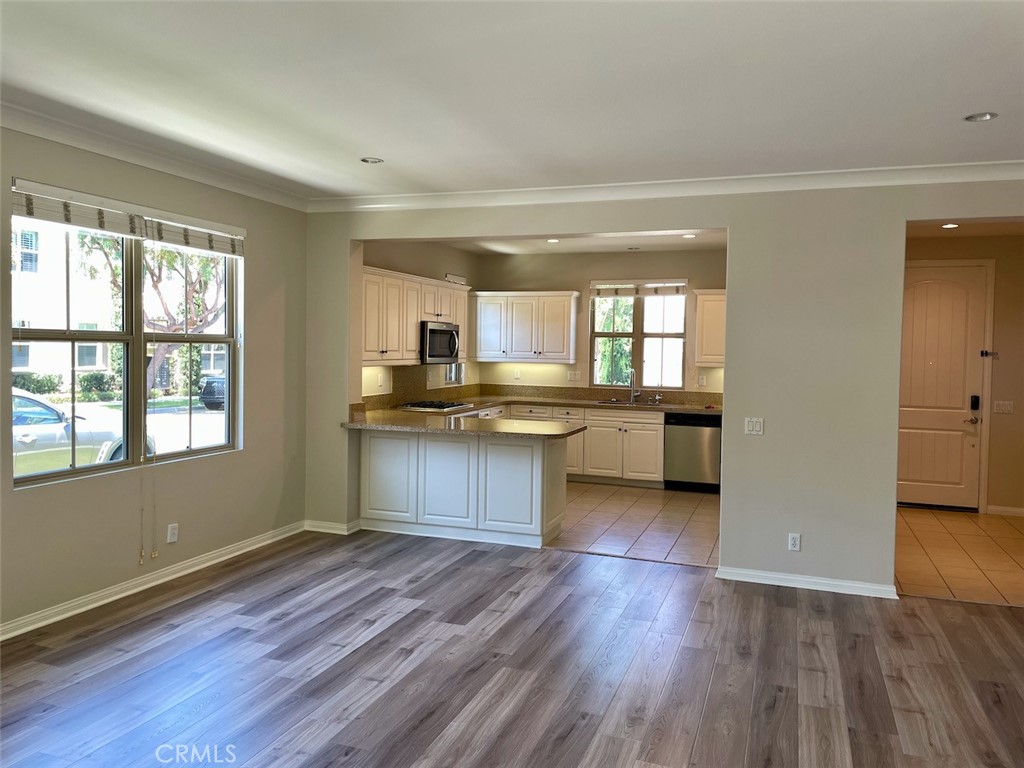 213 Mantle Irvine CA, 9261864120734861825123