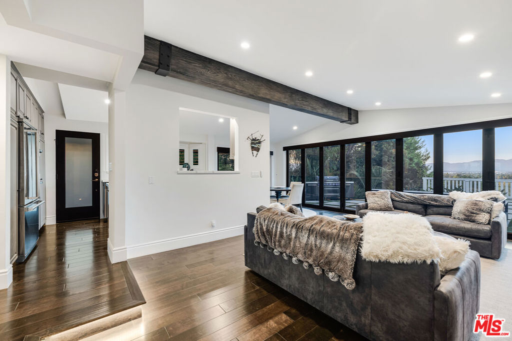 16725 Oak View Drive Encino CA, 9143663635135747075122
