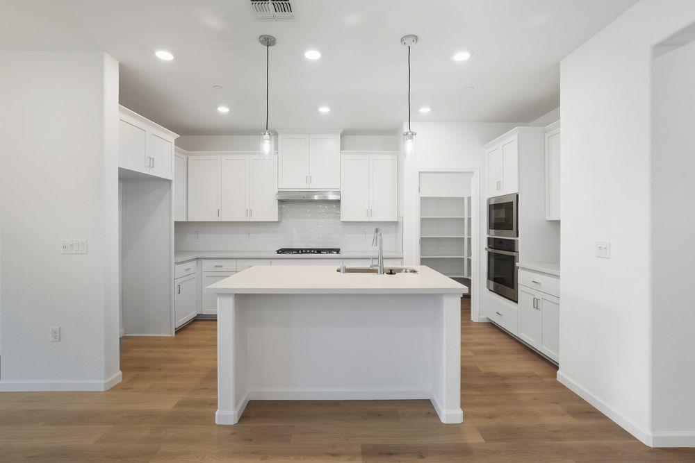 1568 EDGEWOOD LANE, Lincoln, CA 95648