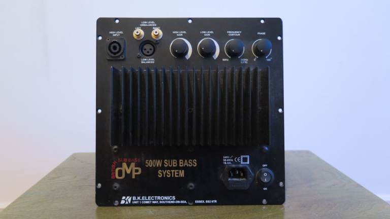 B&K Electronics 500W Sub Bass System for Sale