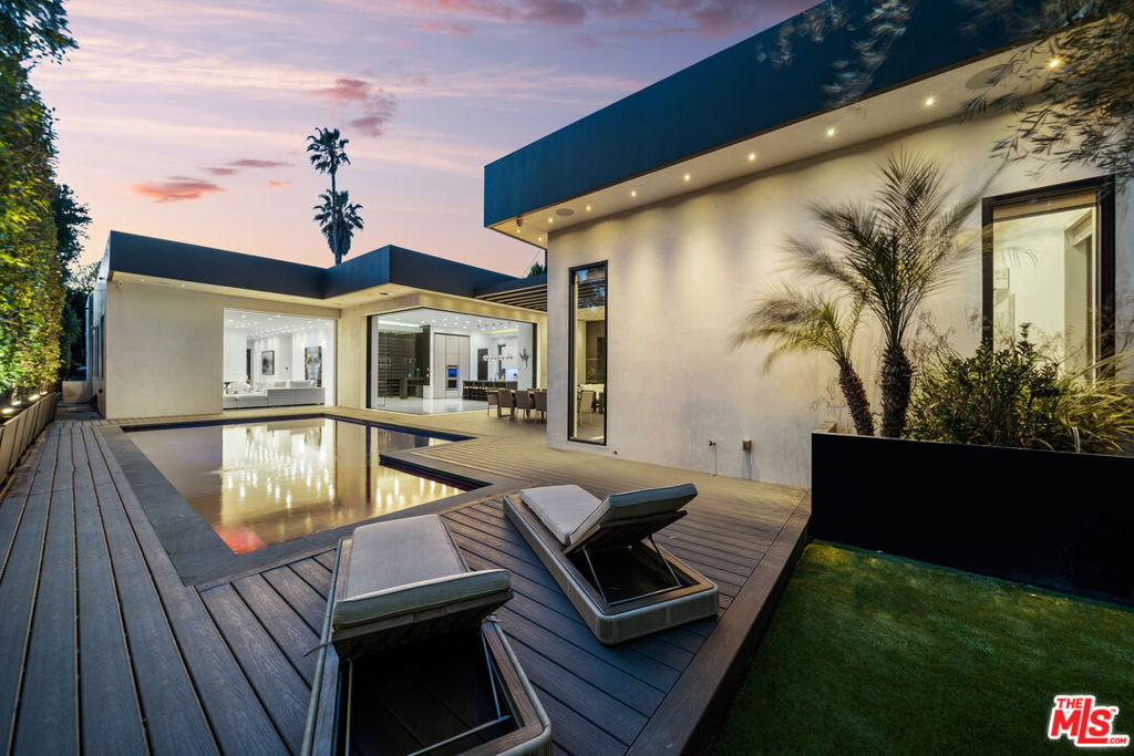 4458 Mammoth Avenue Sherman Oaks CA, 9142363634701608067121