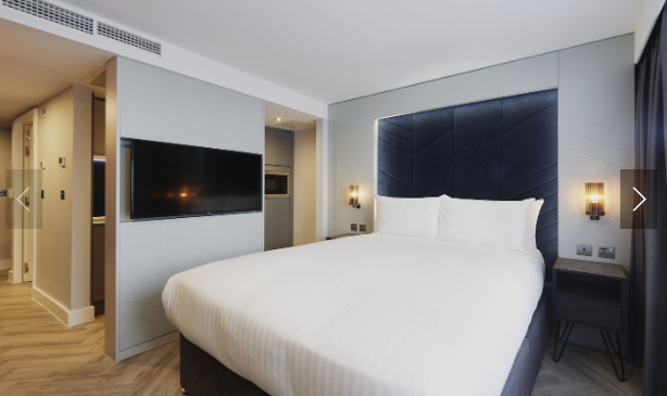 Iconinc @ Roomzzz – Newcastle