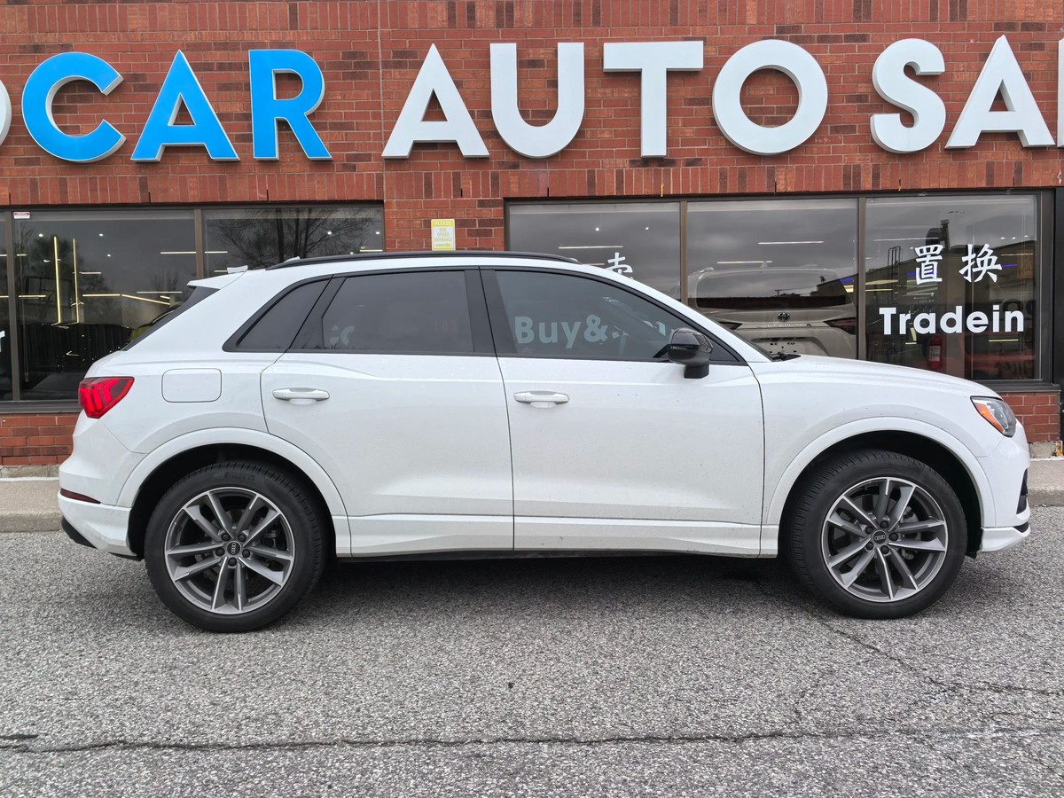 ﻿2022﻿ ﻿Audi﻿ ﻿Q3﻿ ﻿Premium 4064147608125185122