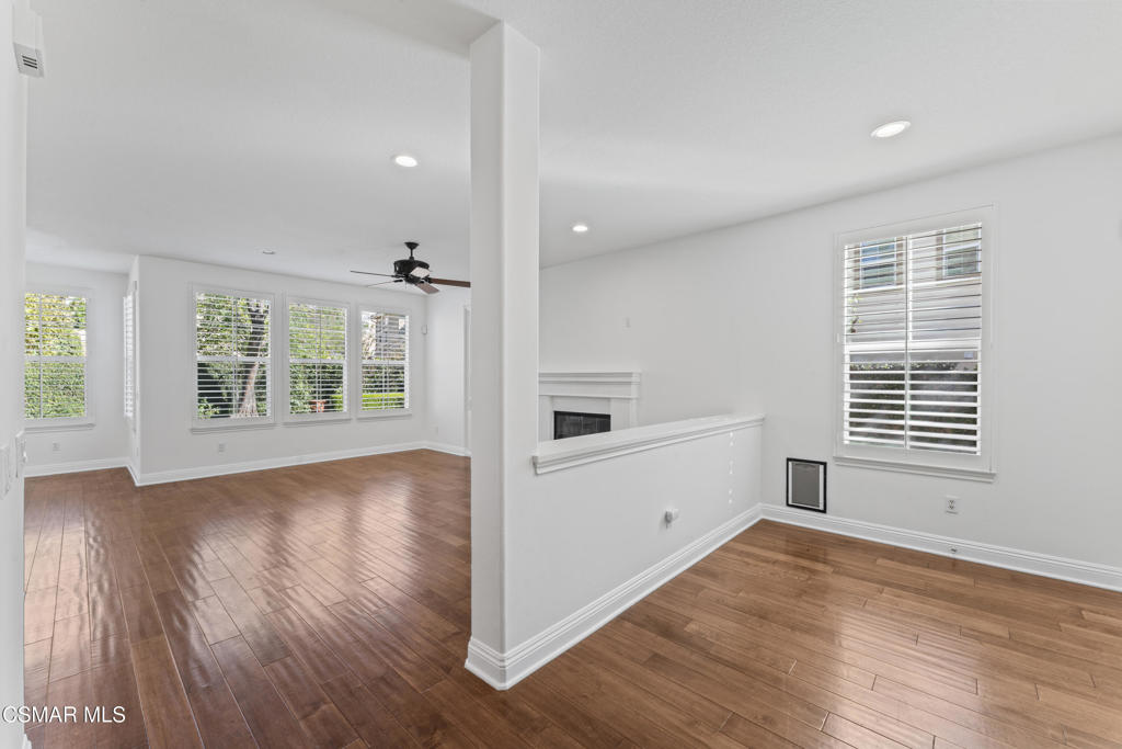 3718 Young Wolf Drive Simi Valley CA, 9306564131181314818121