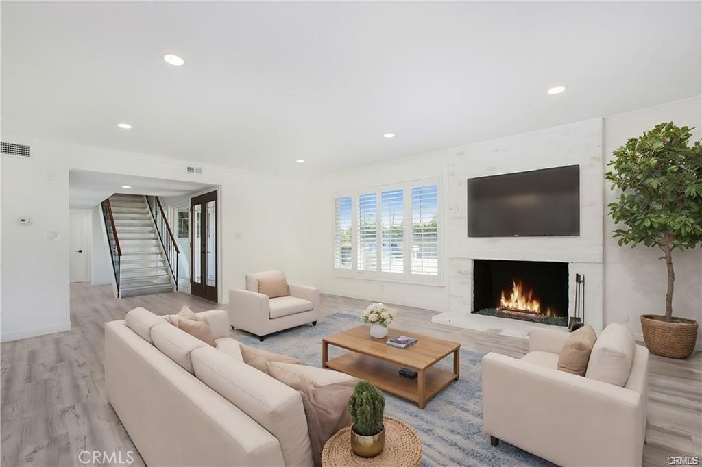 12551 Barrett, North Tustin CA, 9270564089025933827120