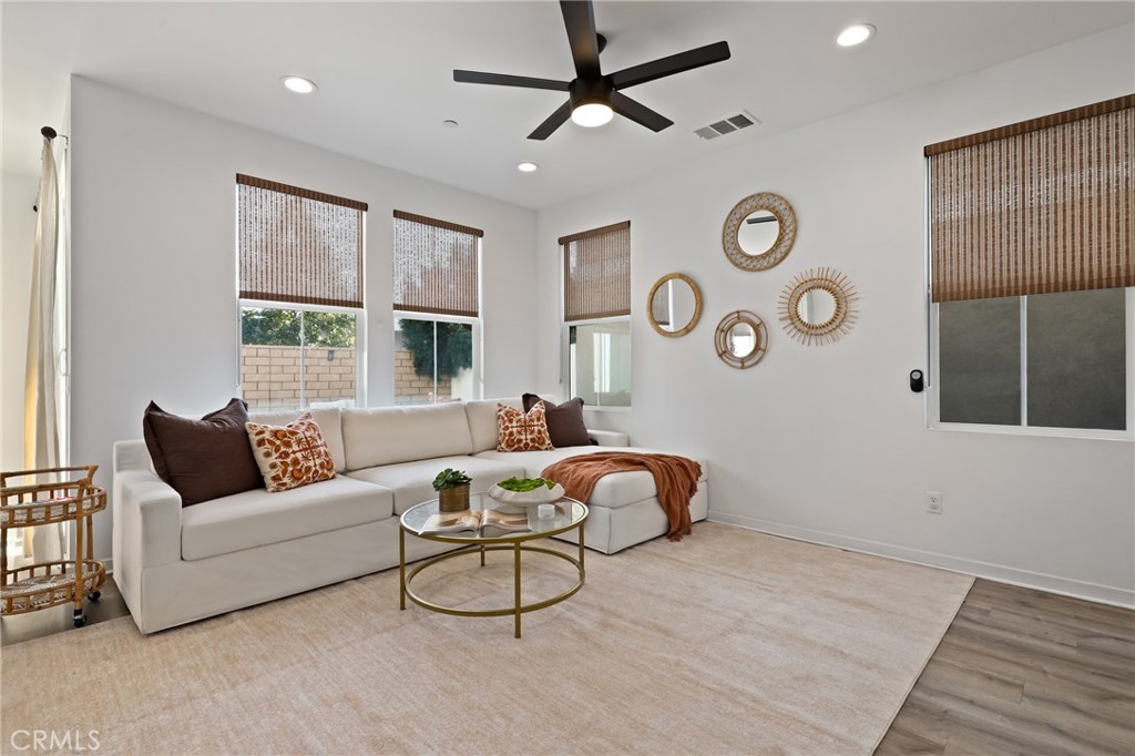 403 Aura Drive, Costa Mesa CA, 9262663701742258947122