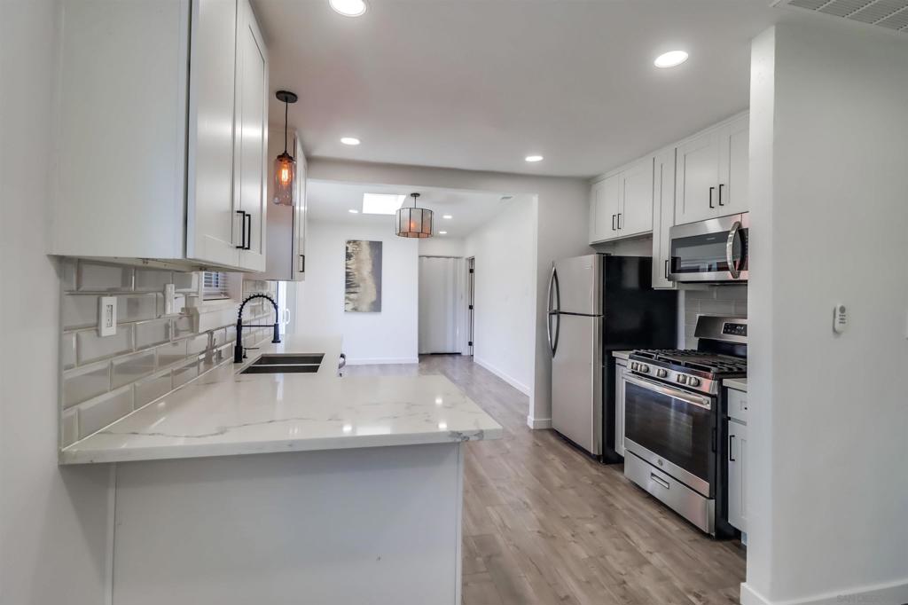 3080 Island Ave A San Diego CA, 9210263712303993601122