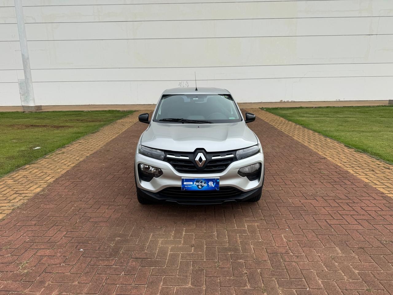 KWID Intense 1.0 Flex 12V 5p Mec. 2023 COM 8001165005206369921120