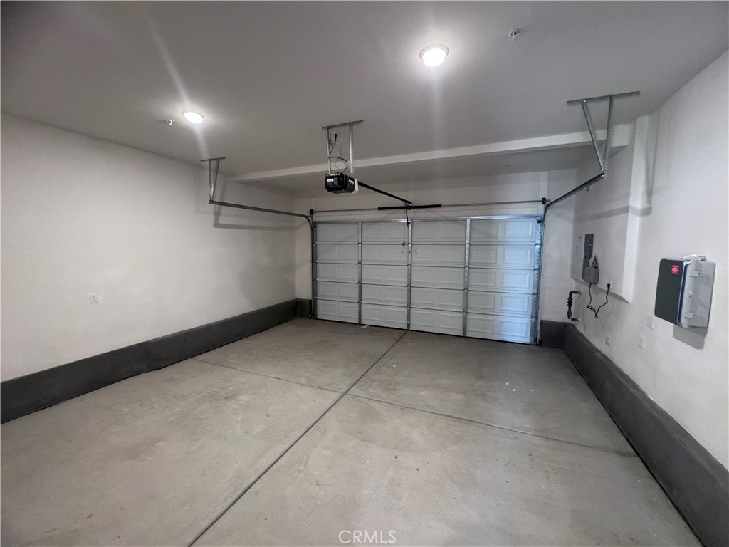 33313 Riverside Lake Elsinore CA, 9253064078214072833122
