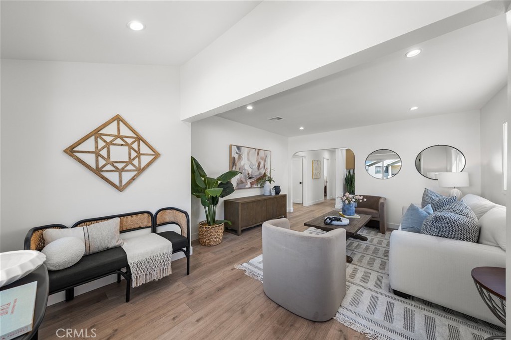 2306 Elmgrove, Los Angeles CA, 9003164107645878531122